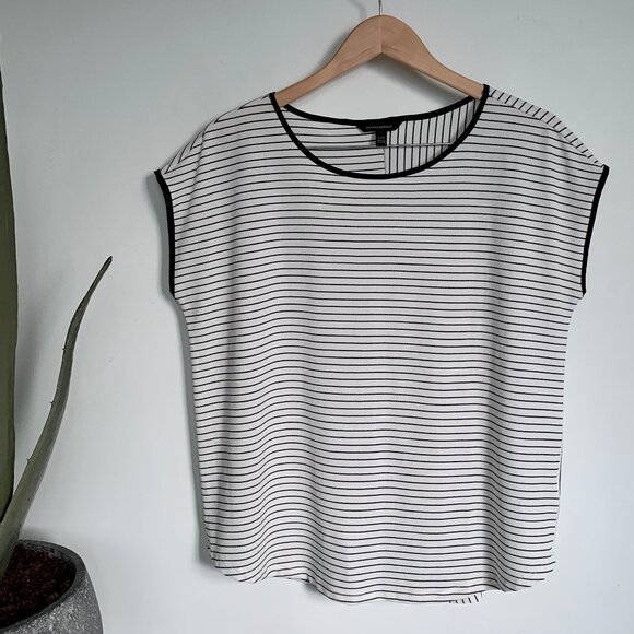 Banana Republic dolman fluid striped top - Picture 2 of 6